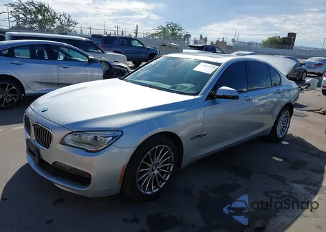 2015 BMW 740I z USA, uszkodzony, nr VIN WBAYA6C54FGK16635